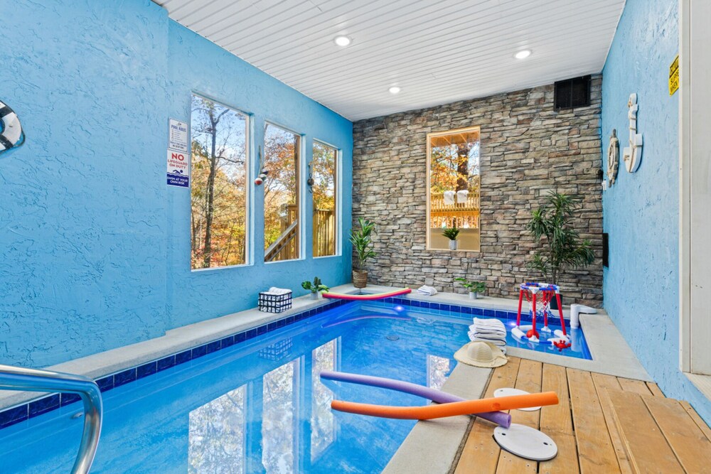 Luxe Mountain Pool Escape by Ghosal Luxury Lodging - photo 41
