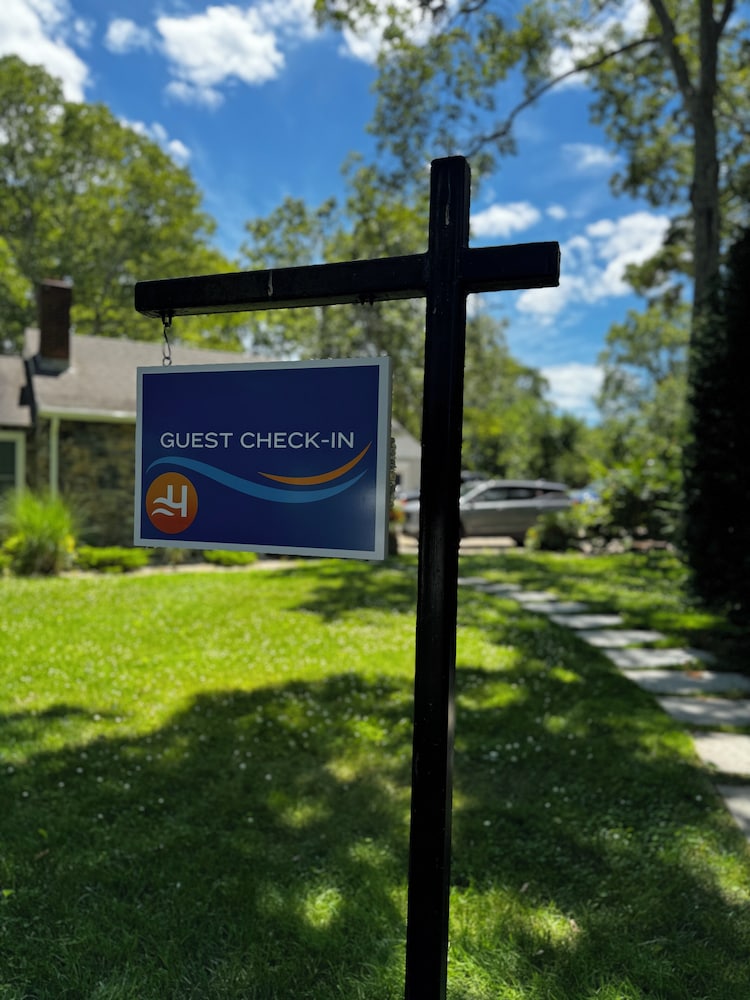 Hampton's Vacation Inn - photo 2