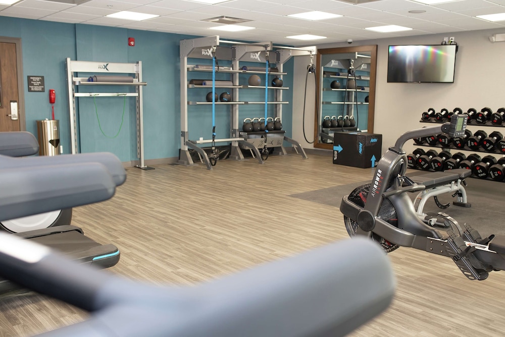 Hampton Inn & Suites Dundee - photo 44