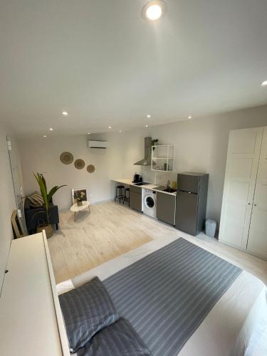Studio - carbon neutral hotel in Marseille