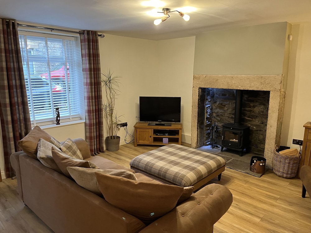 Bracken Cottage — 4-Star Luxury Hotel in Bishop Auckland, United Kingdom