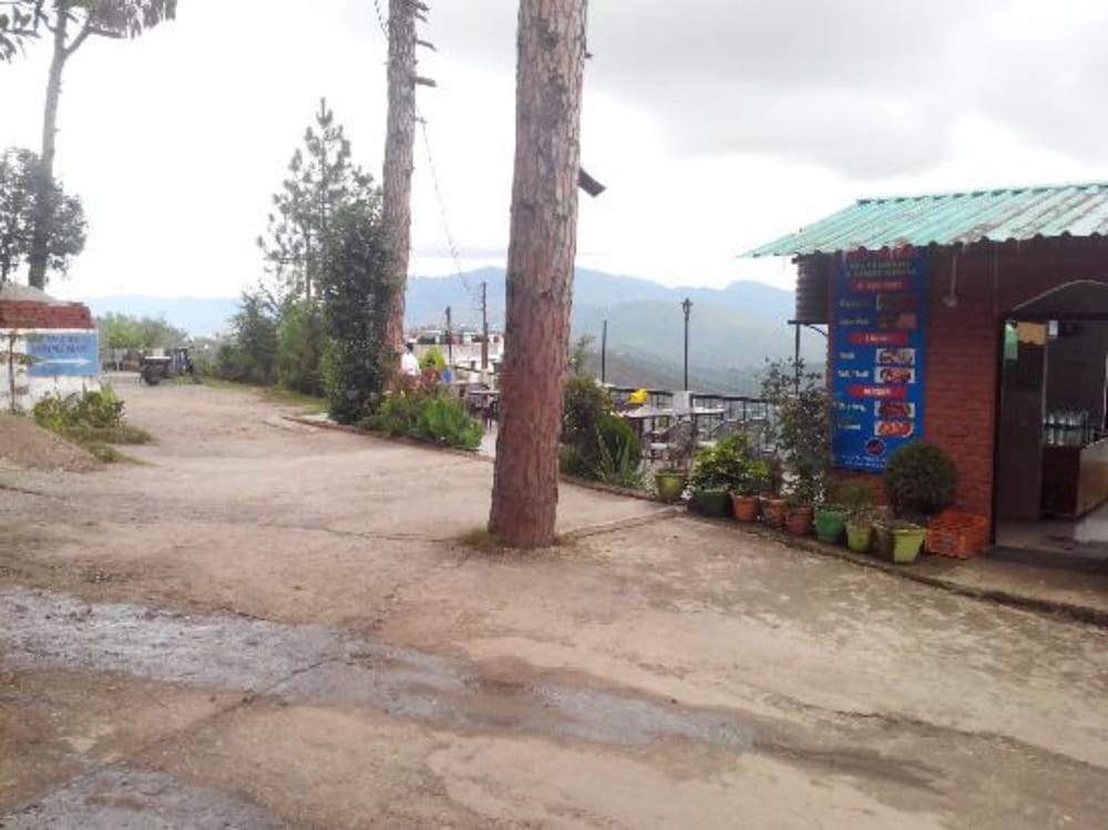 Goroomgo Dolma Almora in Almora, India