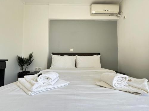 6th Floor Serenity Apartment in Zografou Athens — 4-Star Luxury Hotel in Athens, Greece