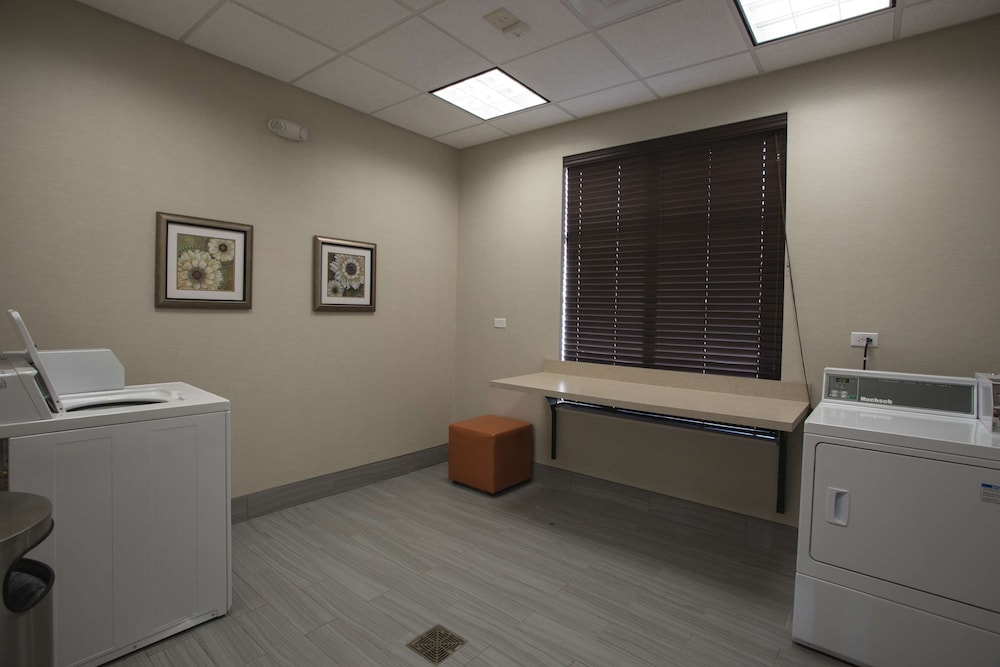 Hilton Garden Inn Bolingbrook I 55 - photo 32