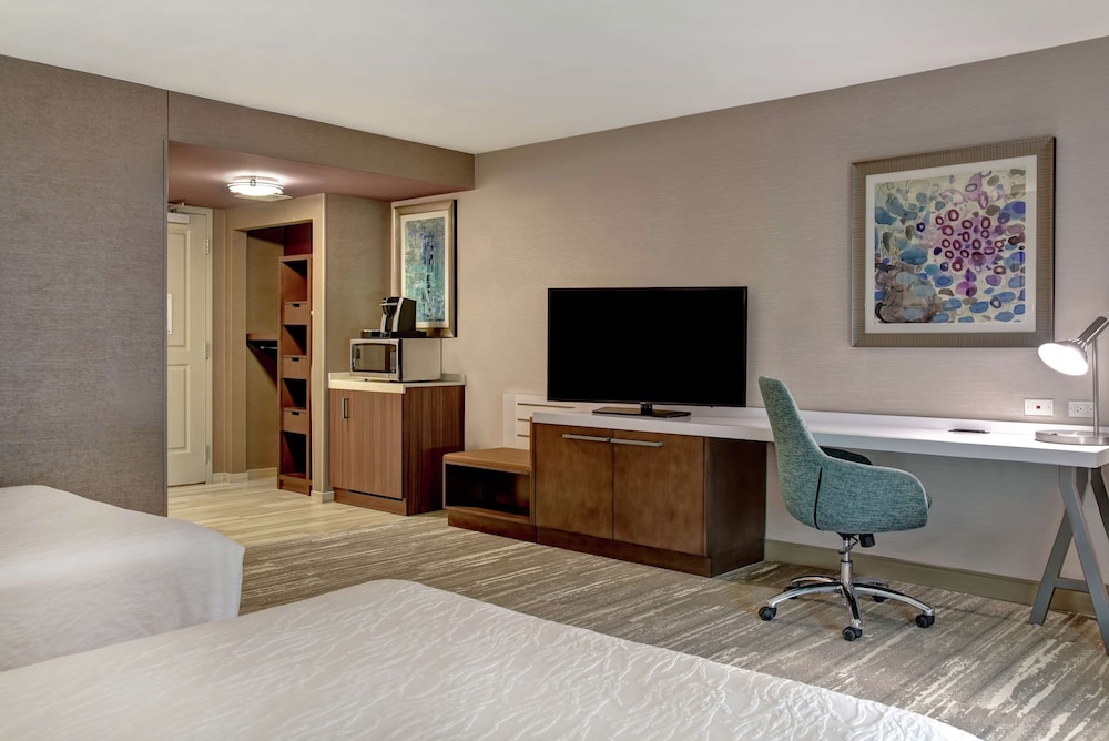 Hilton Garden Inn Kansas City - photo 12