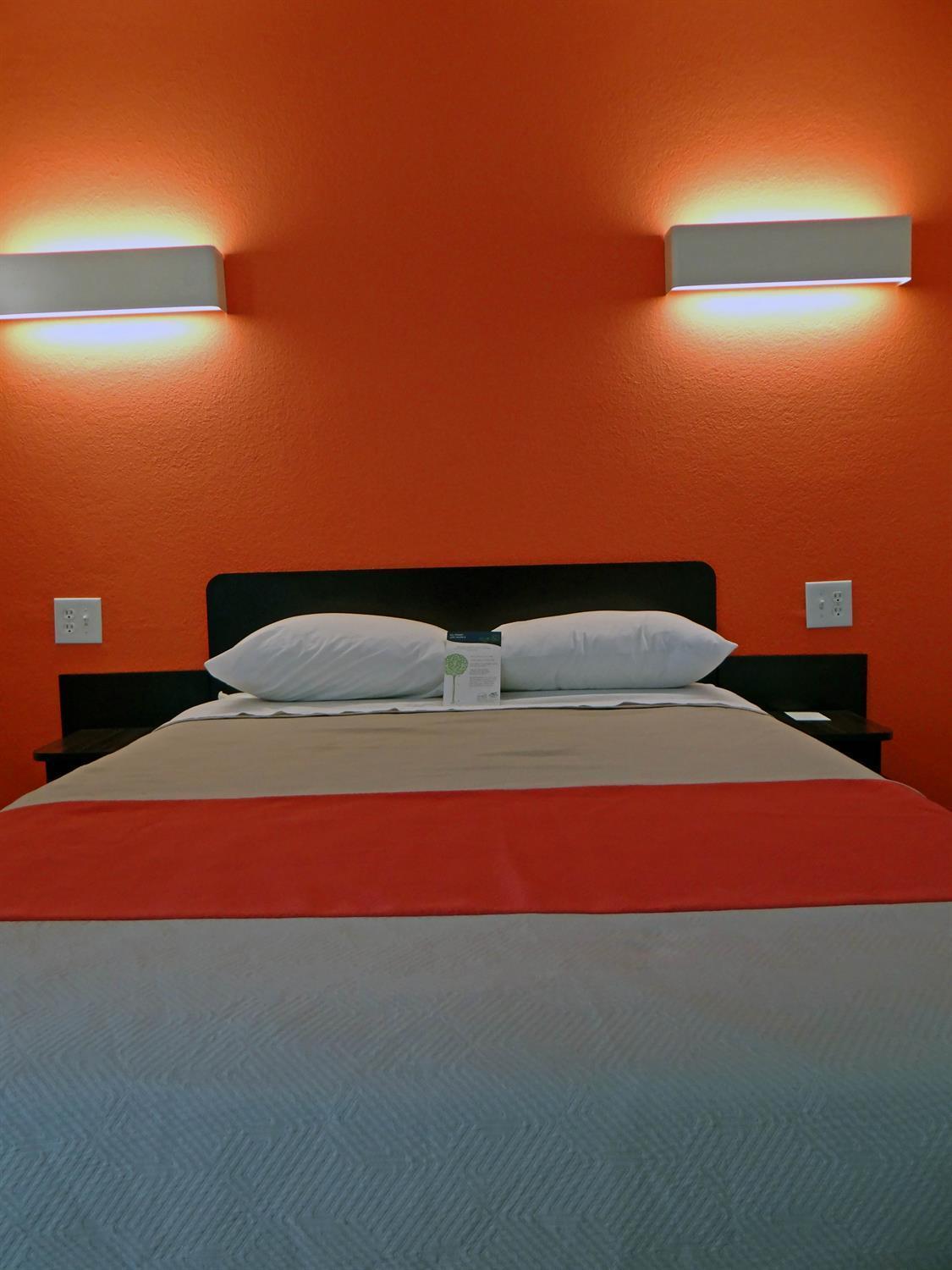 Motel 6 Baltimore MD - photo 16
