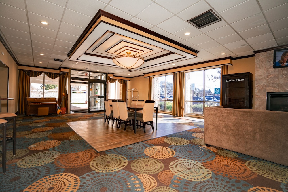 Best Western PLUS Lockport - photo 2
