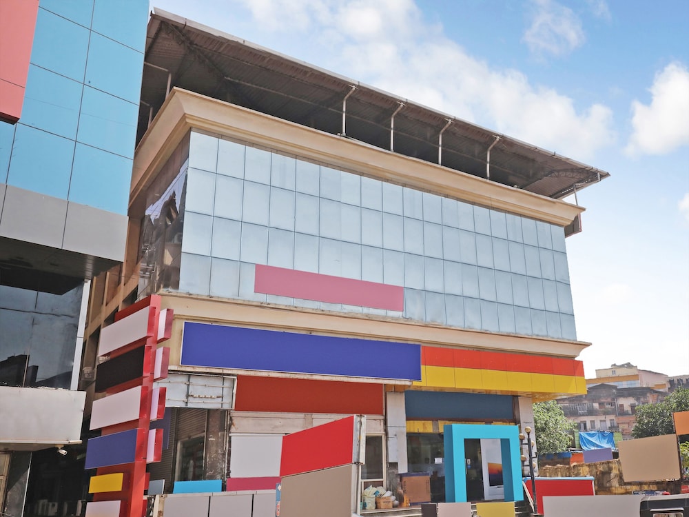 OYO 23083 Hotel Hindustan Deluxe in Mangalore, India