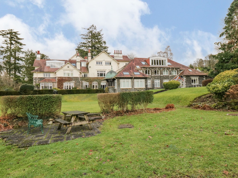 Lake House Loft — 4-Star Luxury Hotel in Windermere, United Kingdom