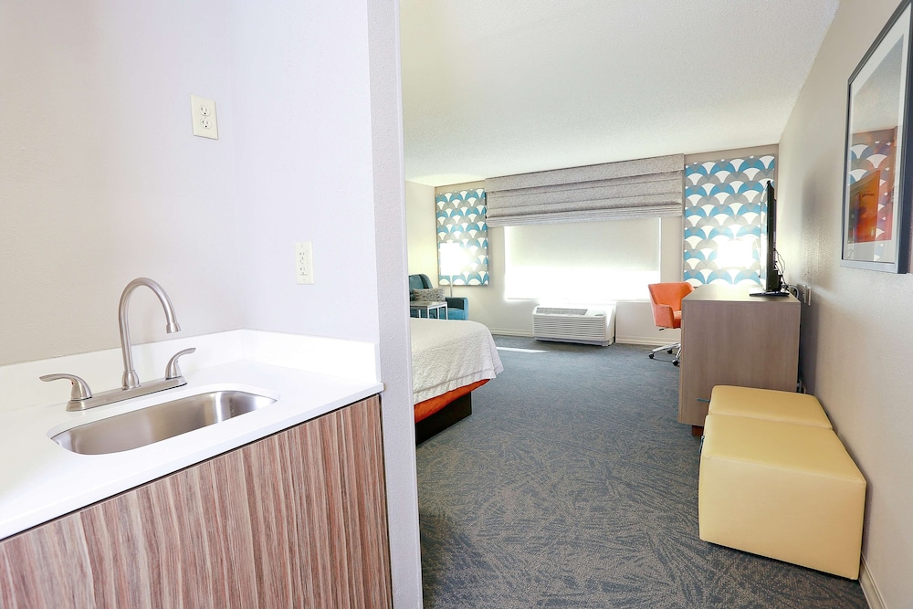 Hampton Inn & Suites Tampa Wesley Chapel - photo 15