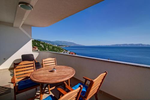 Apartments Maris Senj 2 — 4-Star Luxury Hotel in Senj, Croatia