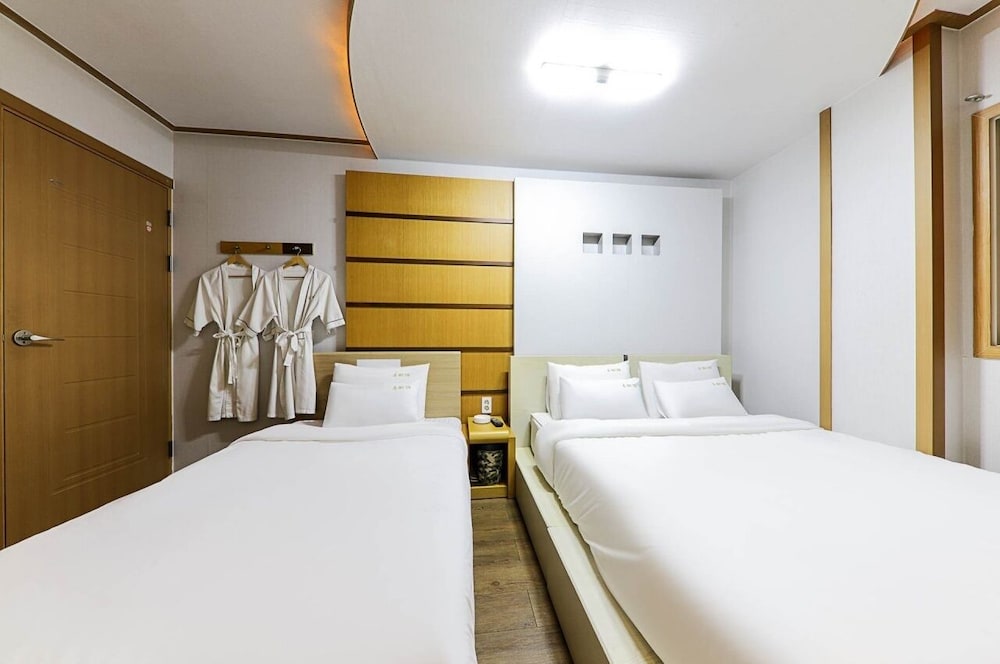 Tongyeong Omad Hotel — Kosong — photo 4