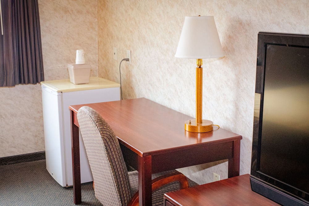 Colfax Inn - photo 48