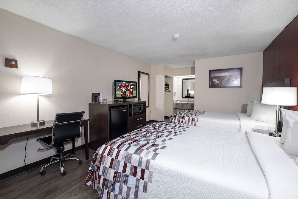 Red Roof Inn Prattville - photo 18