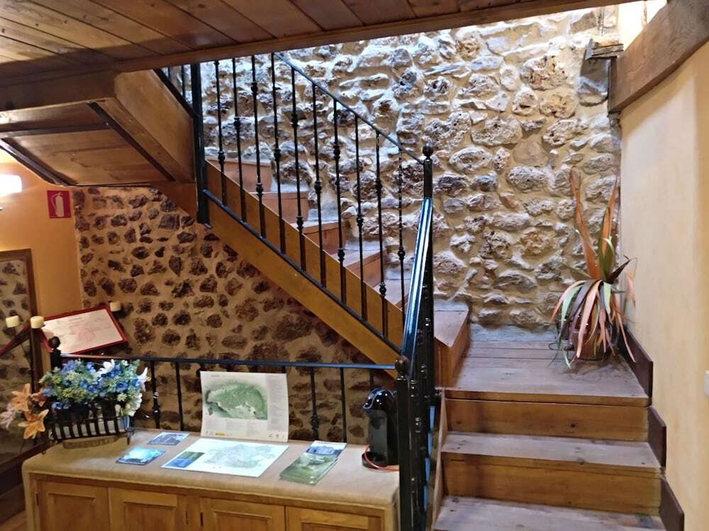 Hospeder a Foramontanos in Villasana De Mena, Spain