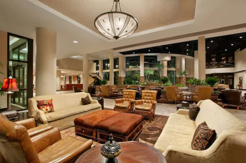 Embassy Suites San Antonio Riverwalk Downtown - photo 7
