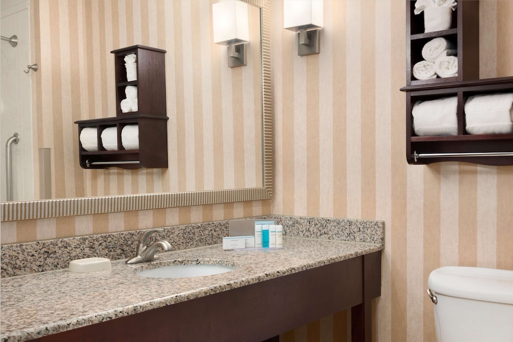 Hampton Inn Spearfish - photo 16