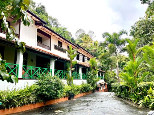 Moonbeam Kandy - carbon neutral hotel in Kandy