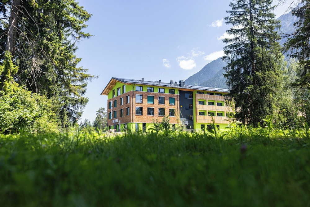Explorer Hotel Garmisch - last minute hotel in Farchant