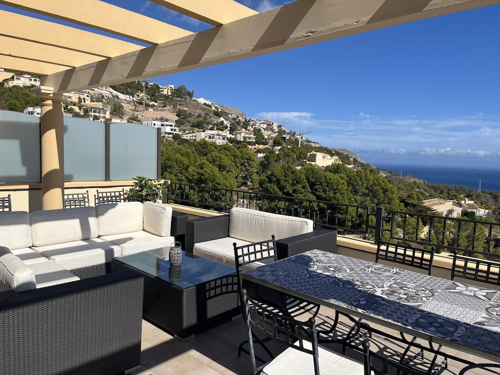 Altea Hills Hideaway With Stunning Views — Altea