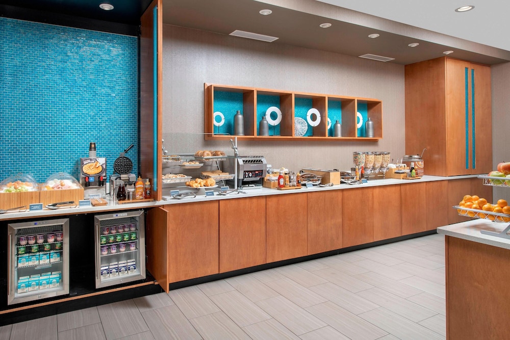 SpringHill Suites by Marriott Punta Gorda Harborside - photo 19