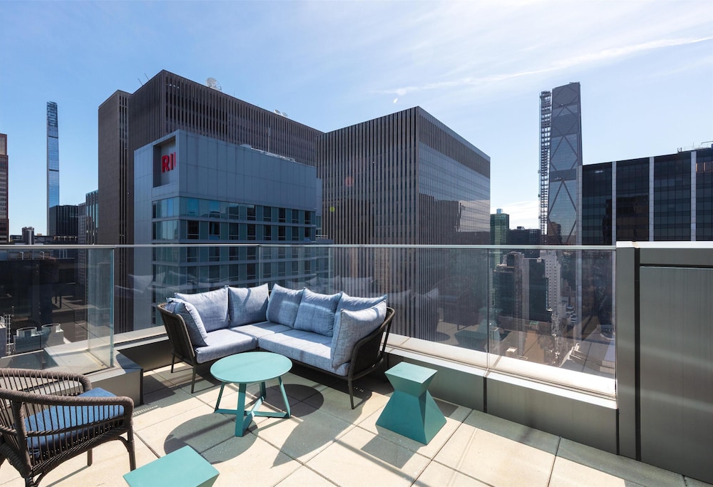 Tempo by Hilton New York Times Square - photo 90