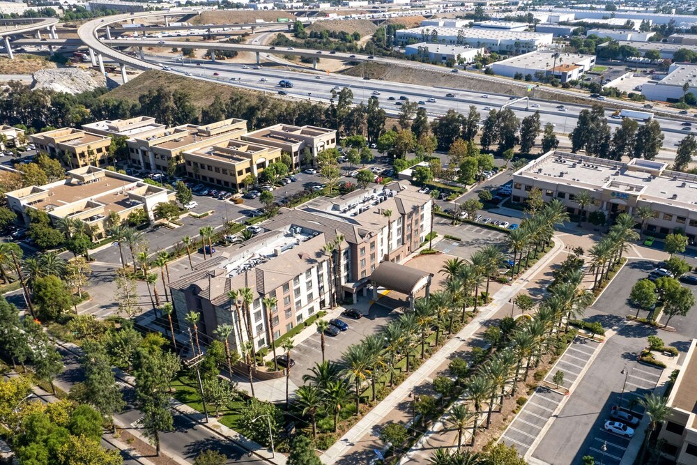 Country Inn & Suites by Radisson Ontario at Ontario Mills CA - photo 99