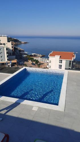 Apartment Beach D&A — 4-Star Luxury Hotel in Bar, Montenegro