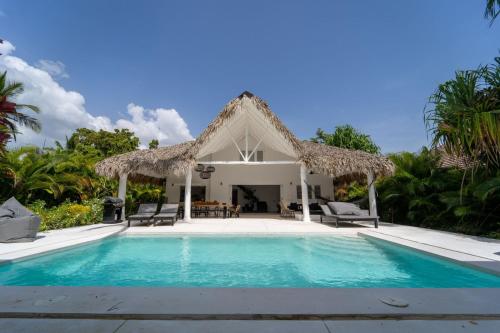Casa Panamera 5br luxury beach Villa Playa Coson — 4-Star Luxury Hotel in Las Terrenas, Dominican Republic