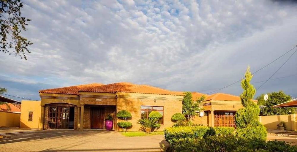 Blomsbed Inn in Palapye, Botswana