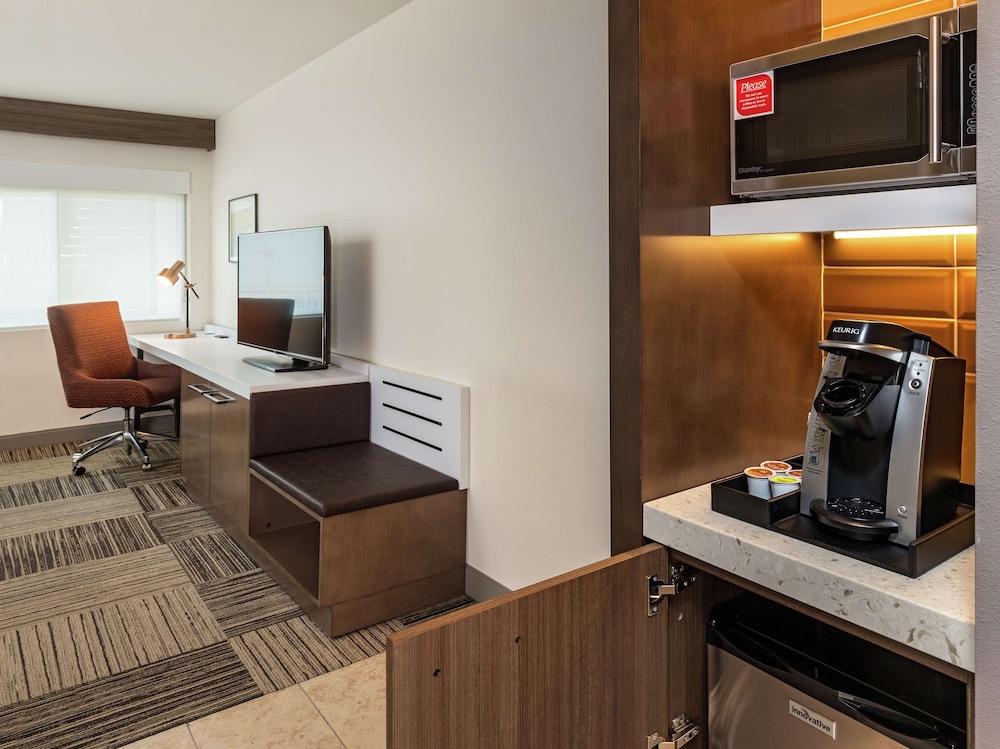 Hilton Garden Inn Davis Downtown - photo 11