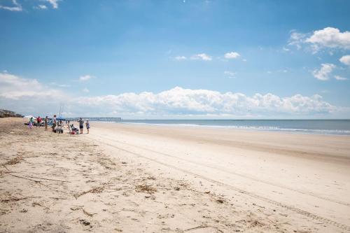 Dip Inn by Oak Island Accommodations - photo 40