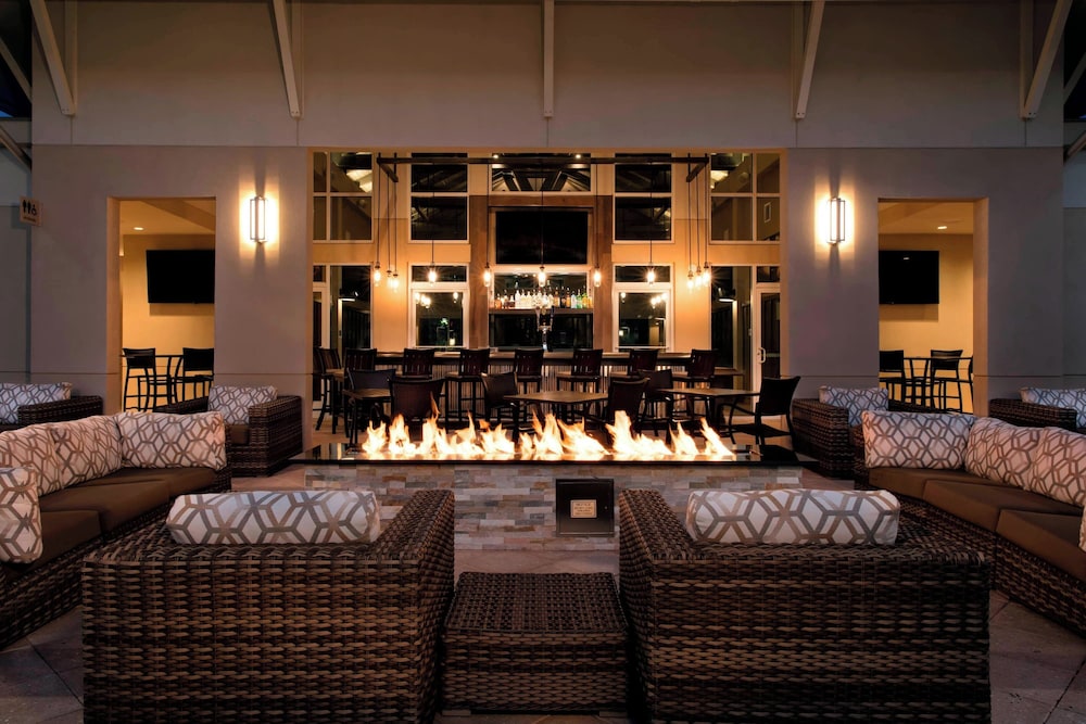 TownePlace Suites Orlando at FLAMINGO CROSSINGS Town Center Western Entrance - photo 55