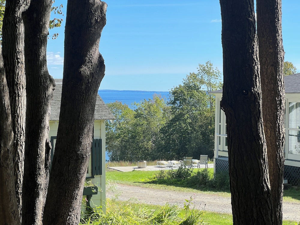 The High Tide Inn - photo 94
