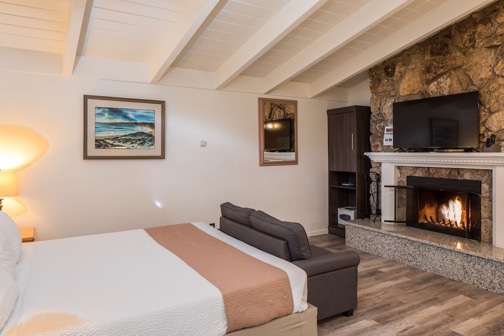 Andril Fireplace Cottages - photo 24