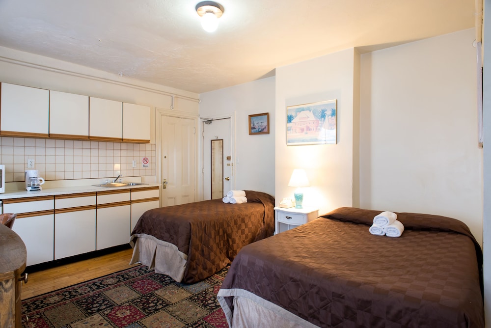 The Farrington Inn - photo 9