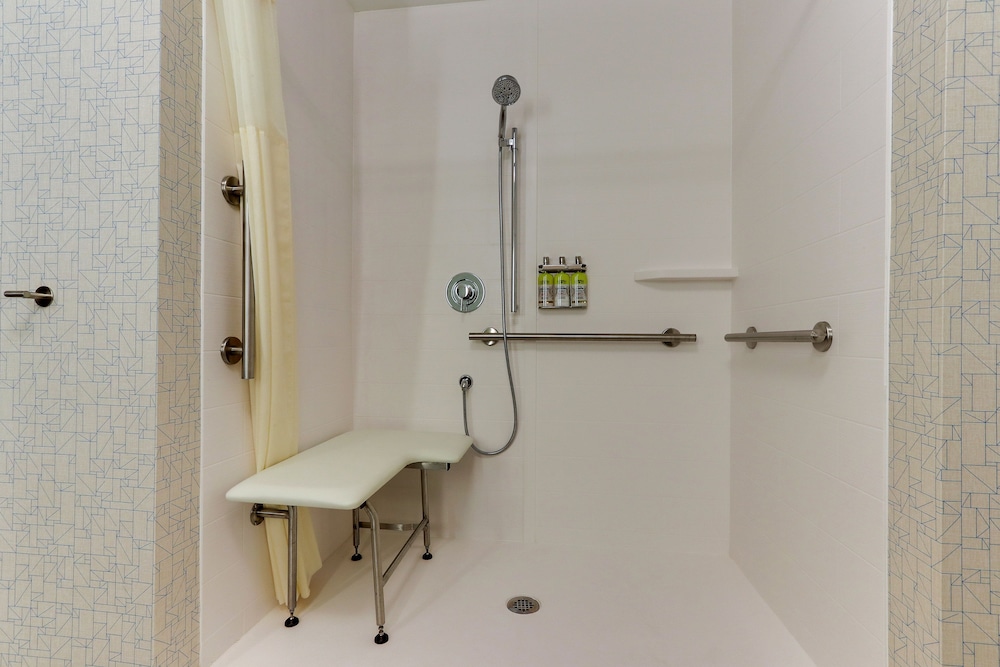 Holiday Inn Express & Suites Saugerties Hudson Valley by IHG - photo 12