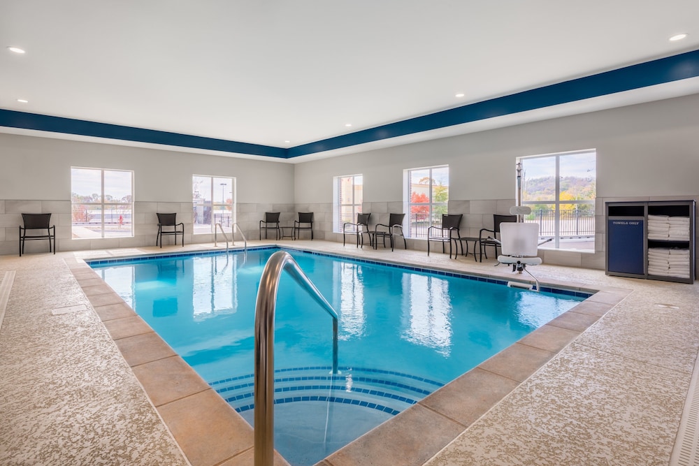 Candlewood Suites Cookeville by IHG - photo 28