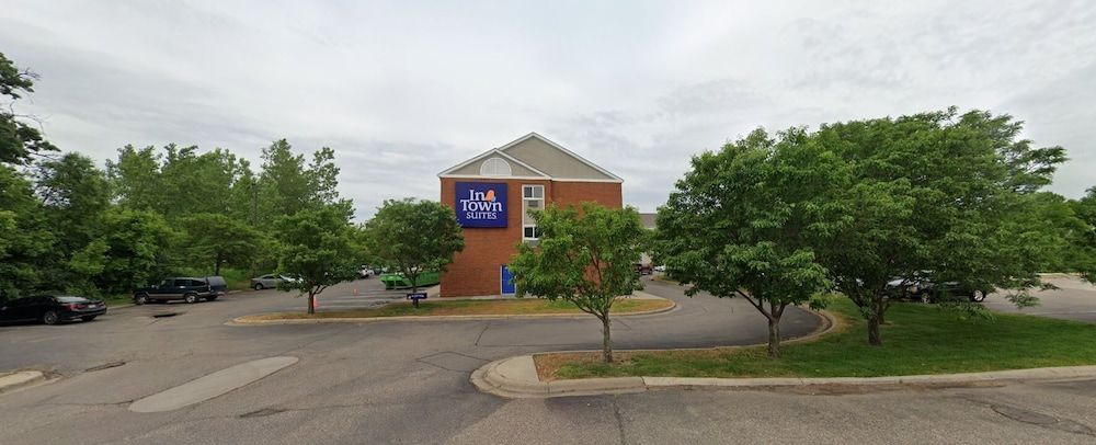 Intown Suites Extended Stay Minneapolis Mn Coon Rapids - photo 15