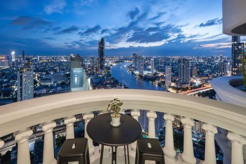 Bangkok best view Big apartment Great location