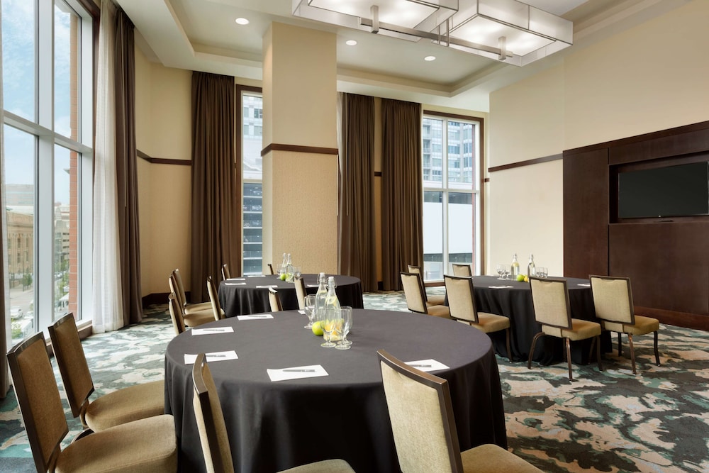 Embassy Suites by Hilton Denver Downtown Convention Center - photo 53