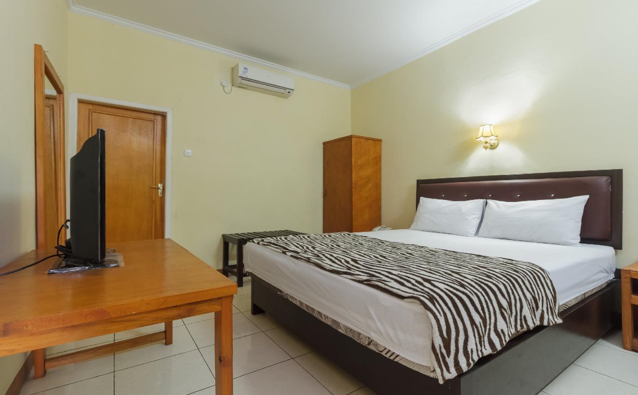 Reddoorz Jalan Babepalar Rike Manado — Manado