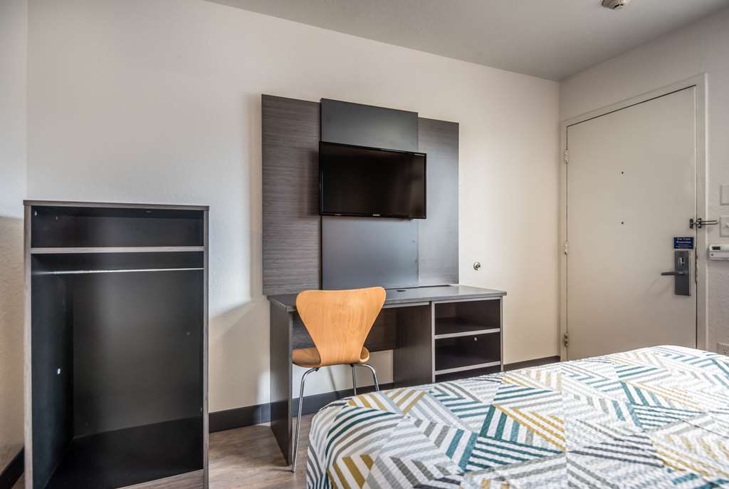 Motel 6 College Station TX Bryan - photo 21