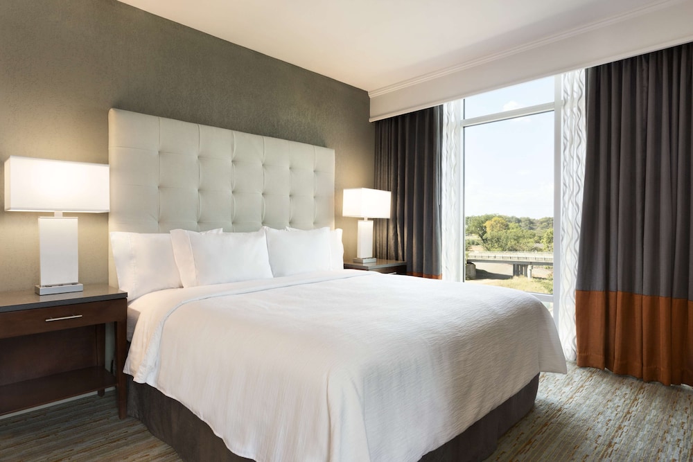 Embassy Suites by Hilton Greenville Downtown Riverplace - photo 9