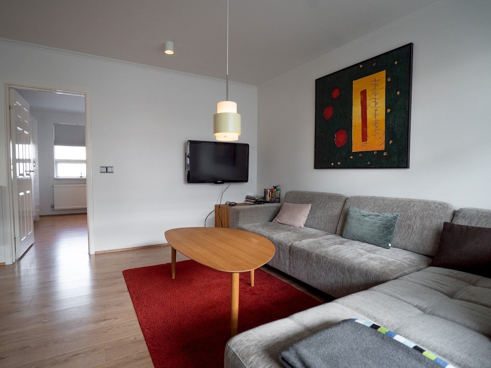 Great Central Apartment in the Heart of Reykjavik