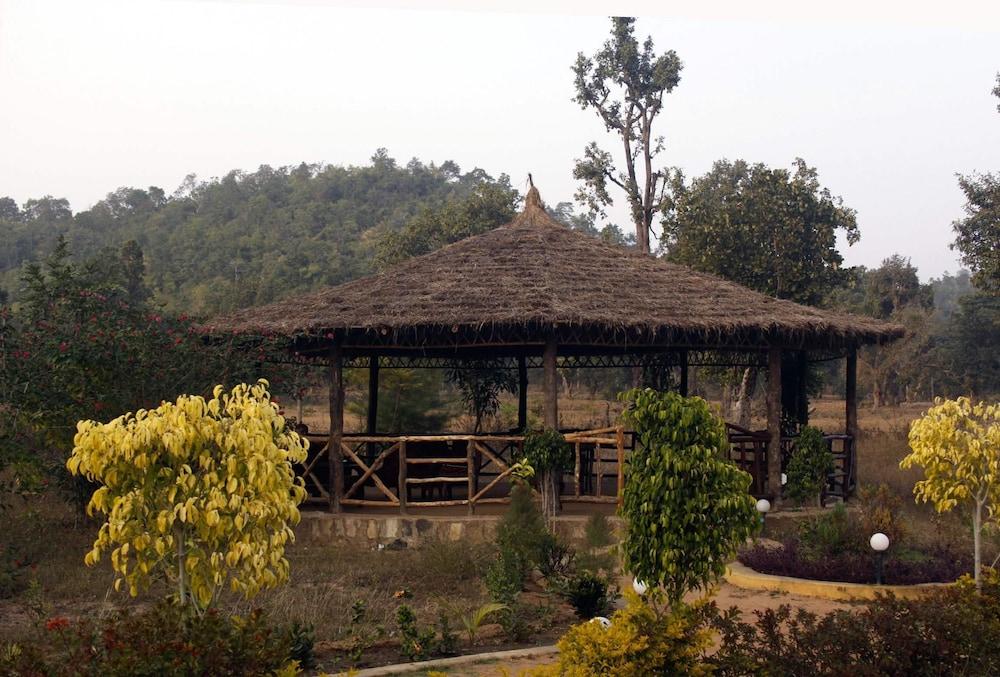 Wildflower Resort — Manpur — photo 2