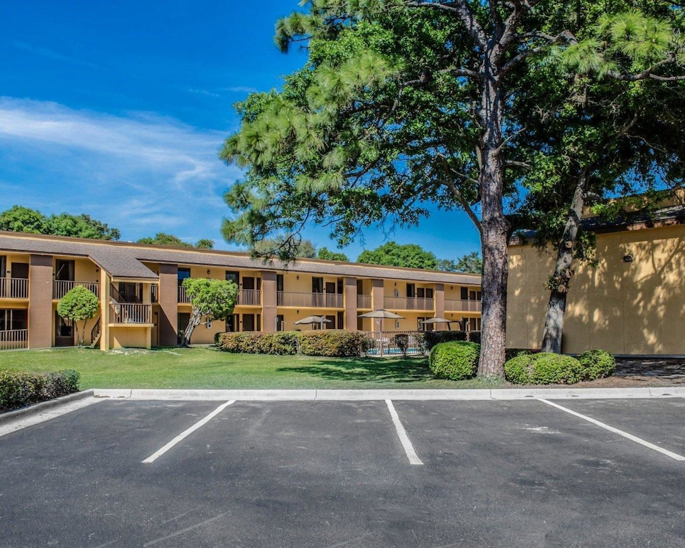 Days Inn by Wyndham Eglin AFB - photo 36