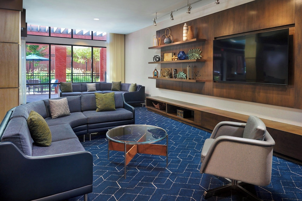 Courtyard by Marriott Carrollton - photo 4