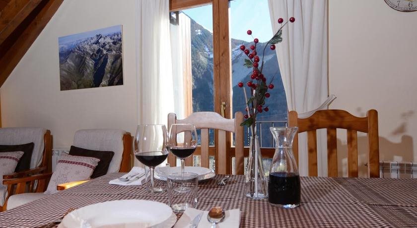Adomki - carbon neutral hotel in Augustow