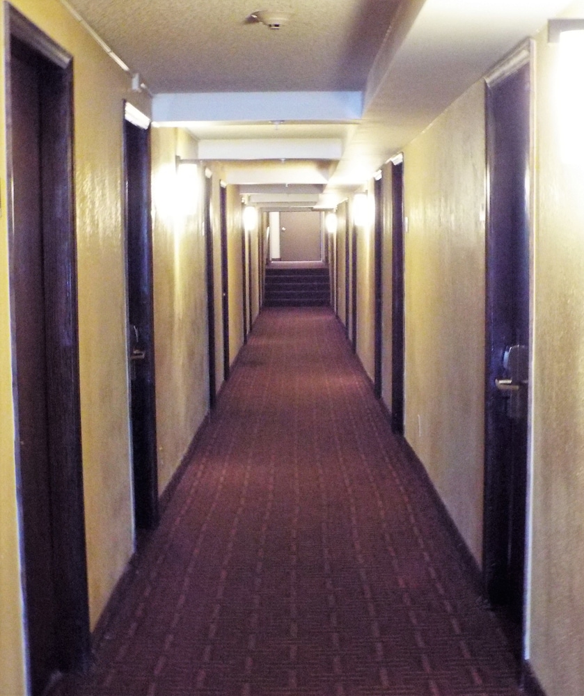 Super 8 by Wyndham Casper East Evansville - photo 41